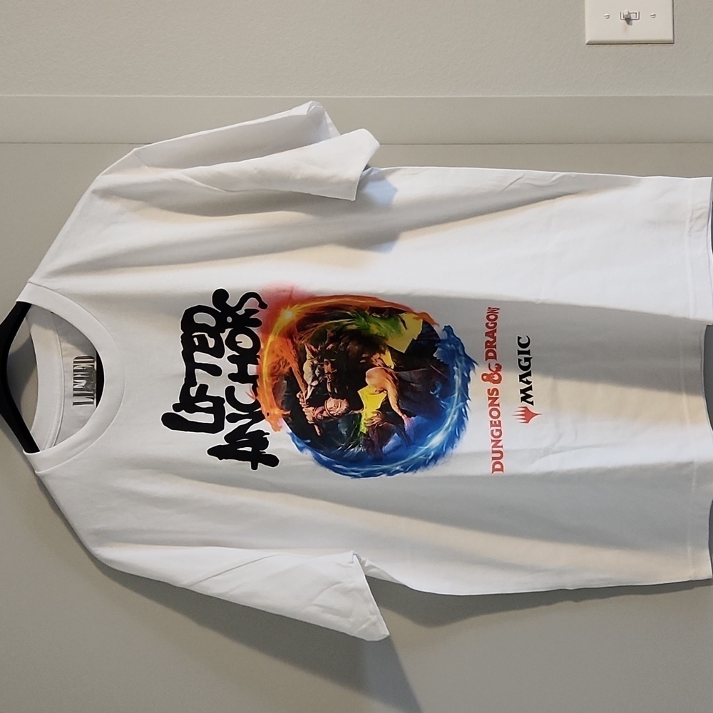 Lifted Anchors Dungeons and Dragons T-shirt (new with tags)